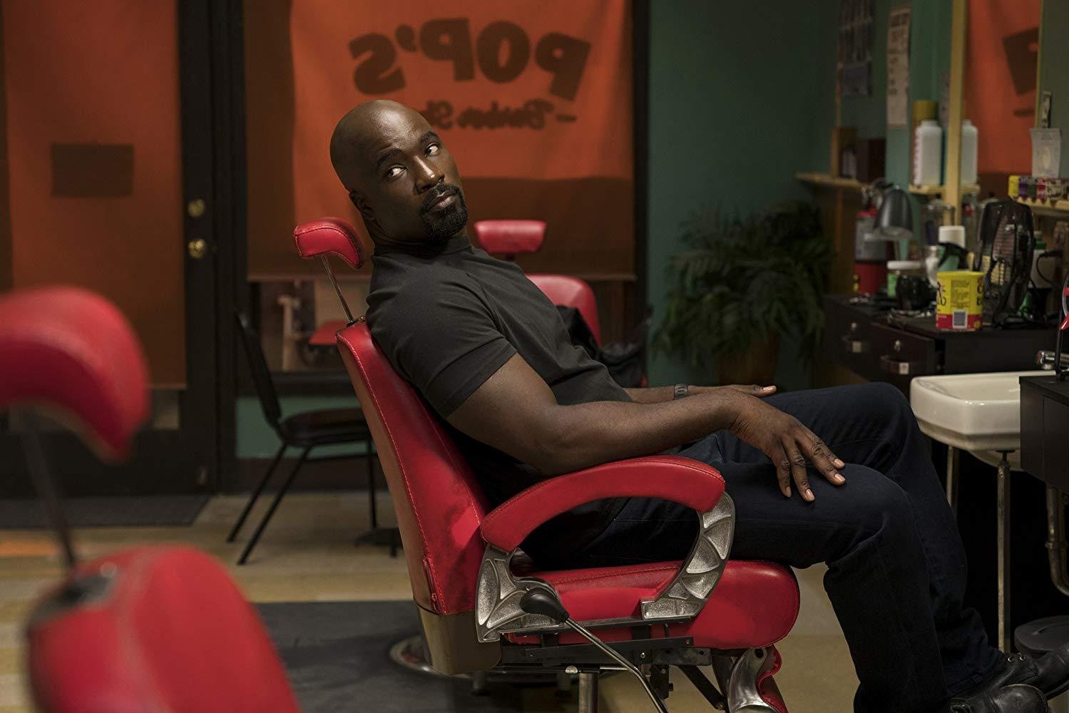 F&atilde;s fazem peti&ccedil;&atilde;o para Netflix n&atilde;o cancelar "Luke Cage" 