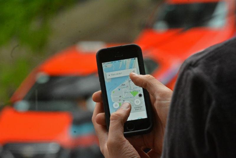 Projeto que regulariza aplicativos de transporte &eacute; retirado da C&acirc;mara de S&atilde;o Leopoldo