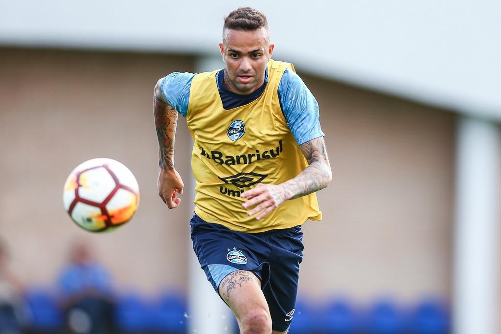 Luan treinou nesta segunda-feira em Buenos Aires