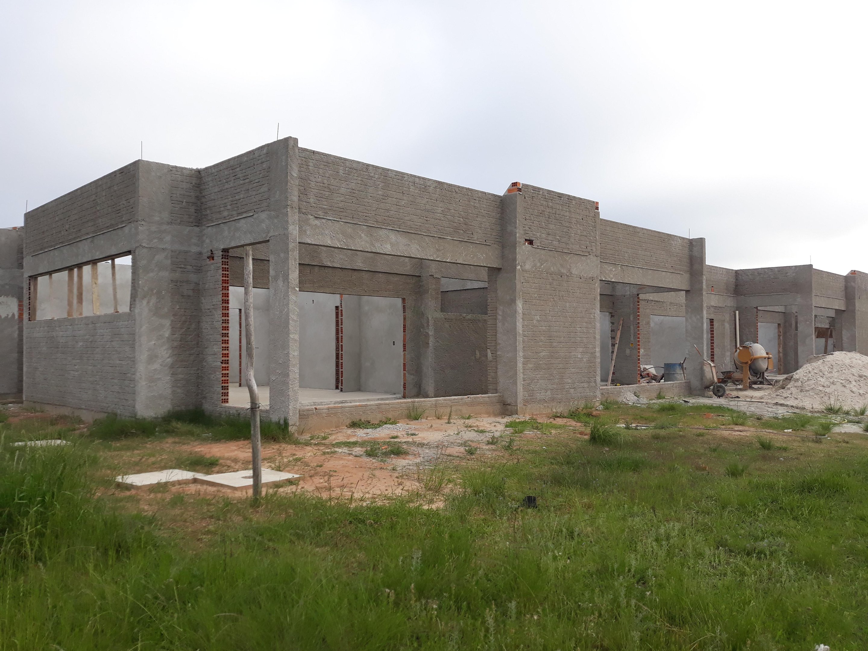 A escola localizada no Parque Marinha est&aacute; com obras em andamento