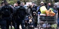 Polícia francesa evacua acampamento de 1,8 mil imigrantes