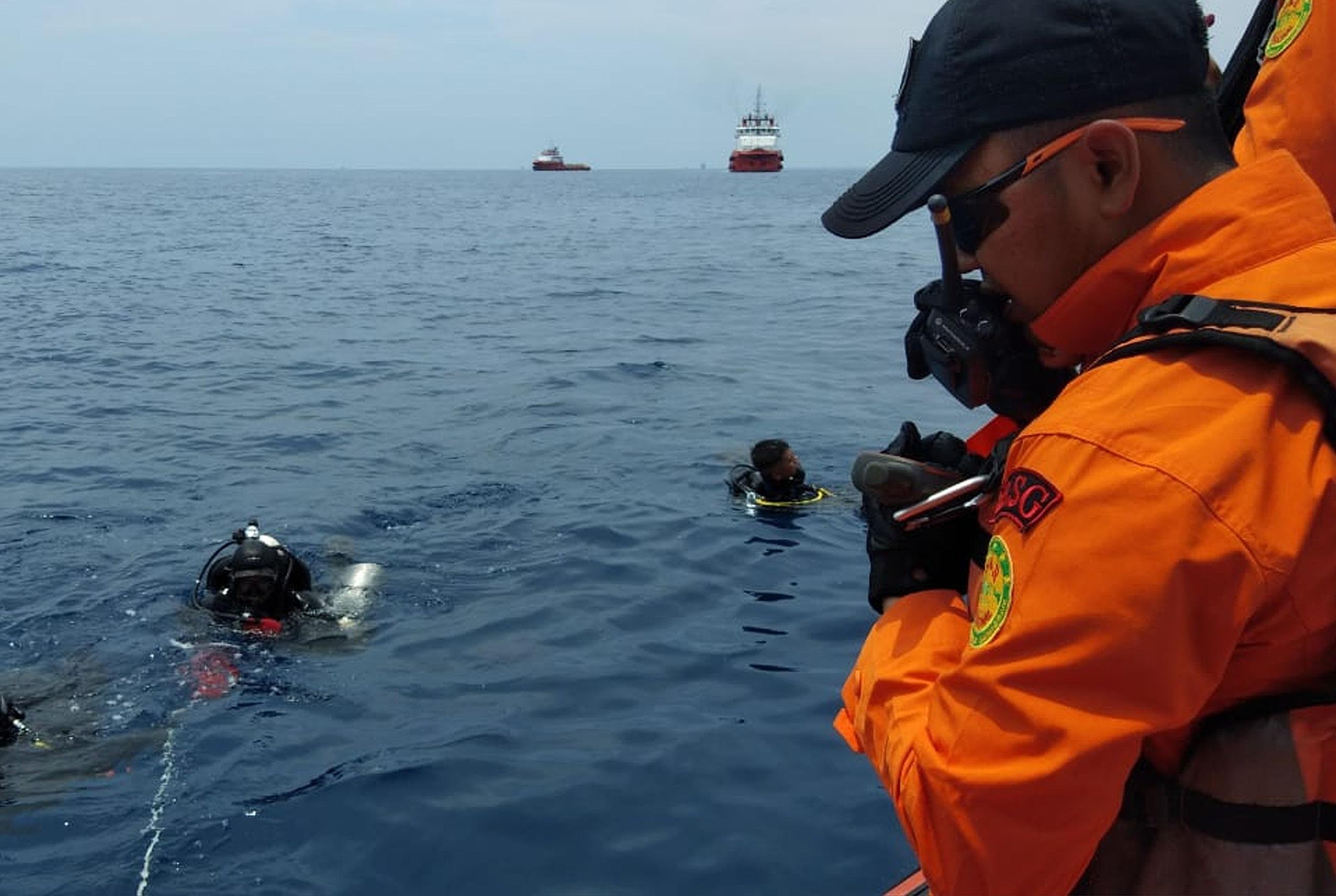 Avi&atilde;o da Lion Air caiu no mar com 189 ocupantes