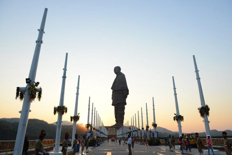 Obra &eacute; duas vezes mais alta que a Est&aacute;tua da Liberdade em Nova Iorque