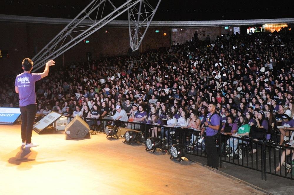 Super aula preparat&oacute;rio para o Enem aconteceu no Audit&oacute;rio Ara&uacute;jo Vianna