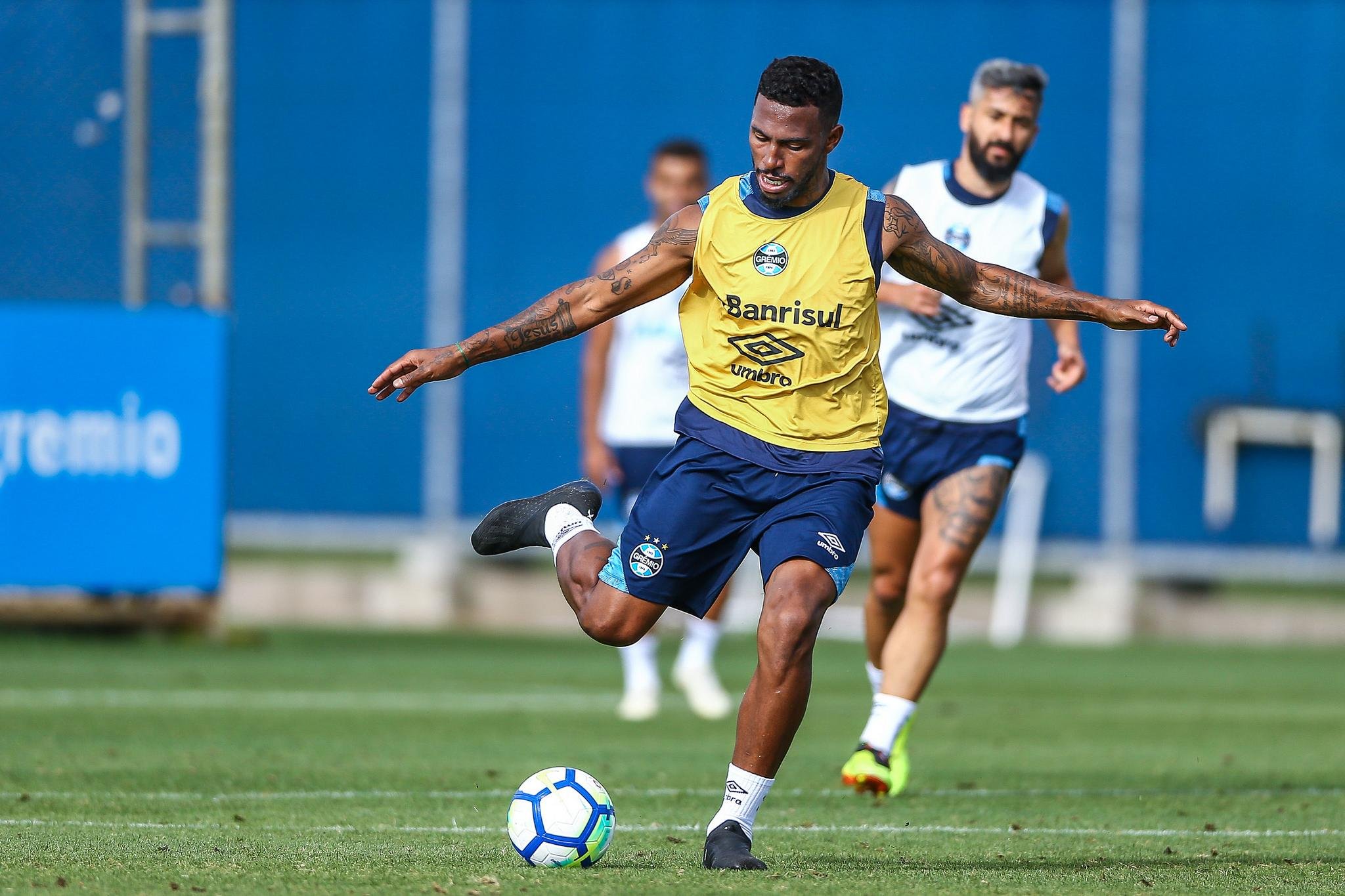 Paulo Miranda ser&aacute; titular em Minas Gerais