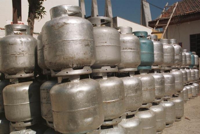 Petrobras reajusta botij&atilde;o de g&aacute;s de cozinha em 8,5% nas refinarias a R$ 25,07