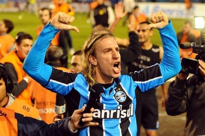 Maxi L&oacute;pez marcou gol da vit&oacute;ria do Gr&ecirc;mio em Gre-Nal centen&aacute;rio