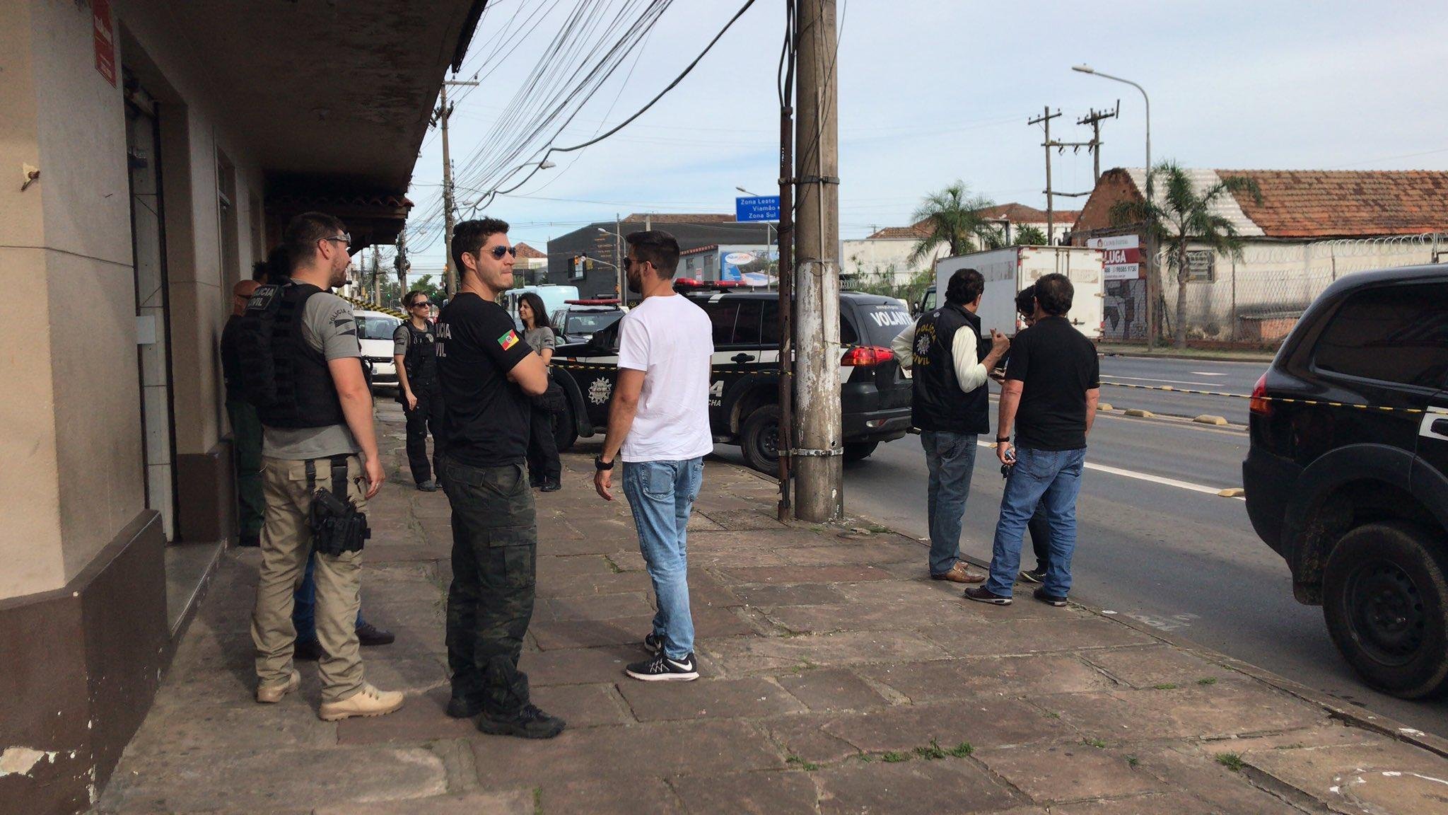 Cliente &eacute; morto durante assalto a padaria na zona Norte de Porto Alegre