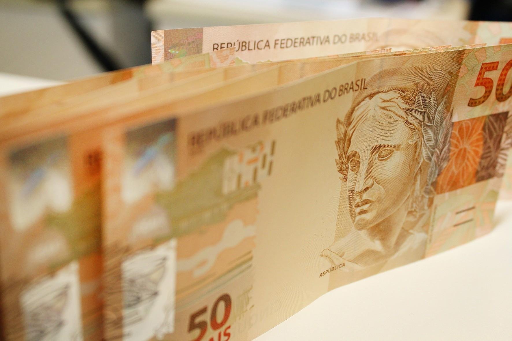 Mudan&ccedil;as de regras tem objetivo de reduzir endividamento de estados e munic&iacute;pios