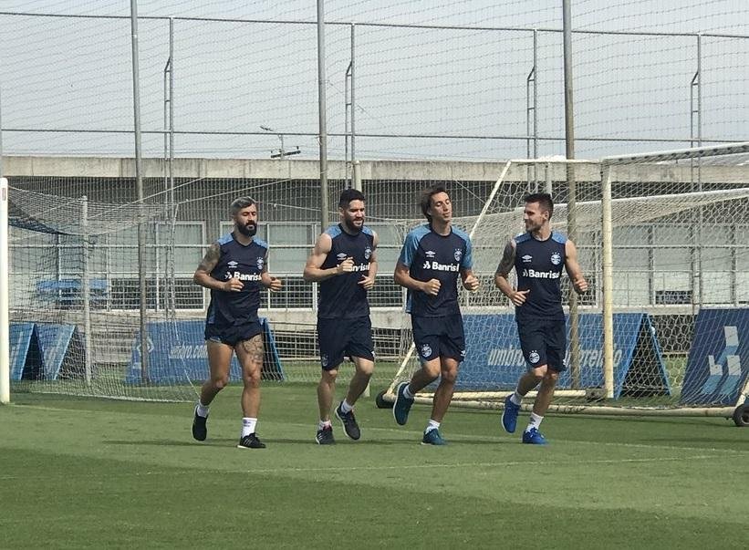 Bressan treinou com elenco do Gr&ecirc;mio nesta ter&ccedil;a