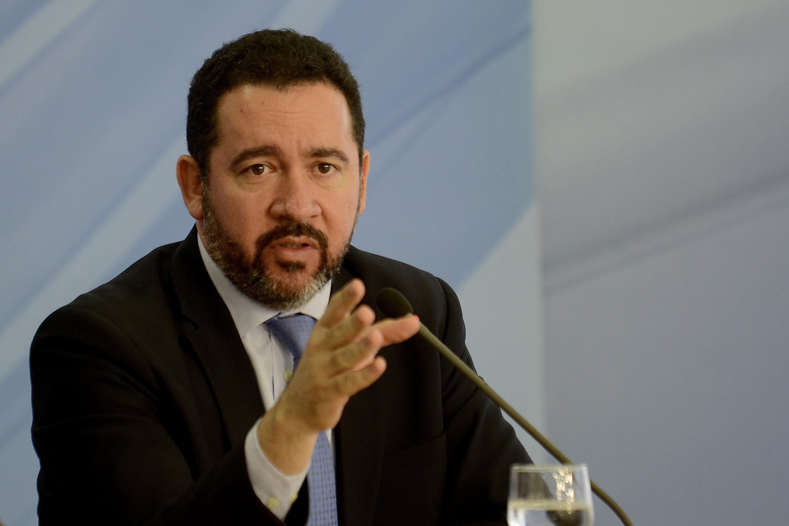 Dyogo espera grandes mudan&ccedil;as com o novo governo