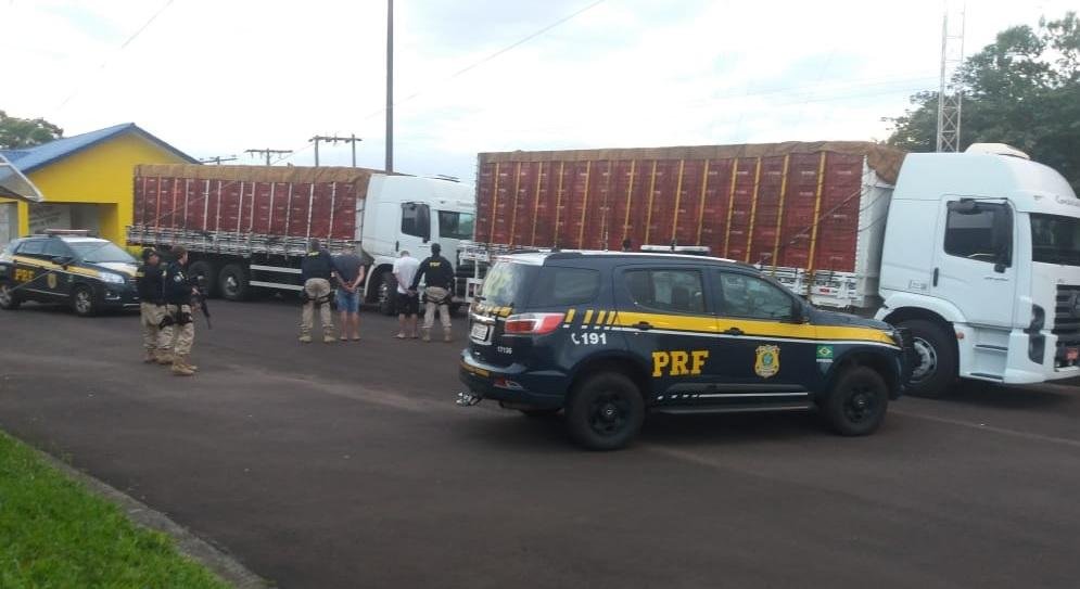 PRF apreende 400 mil de ma&ccedil;os de cigarros em Torres
