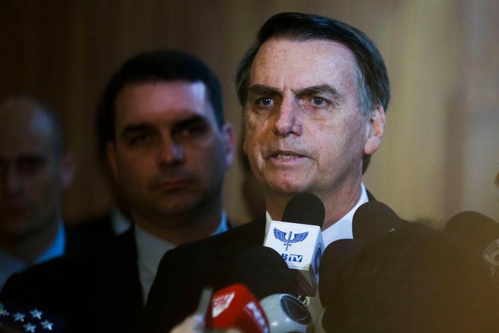 Reuni&otilde;es devem ocorrer no apartamento do presidente eleito