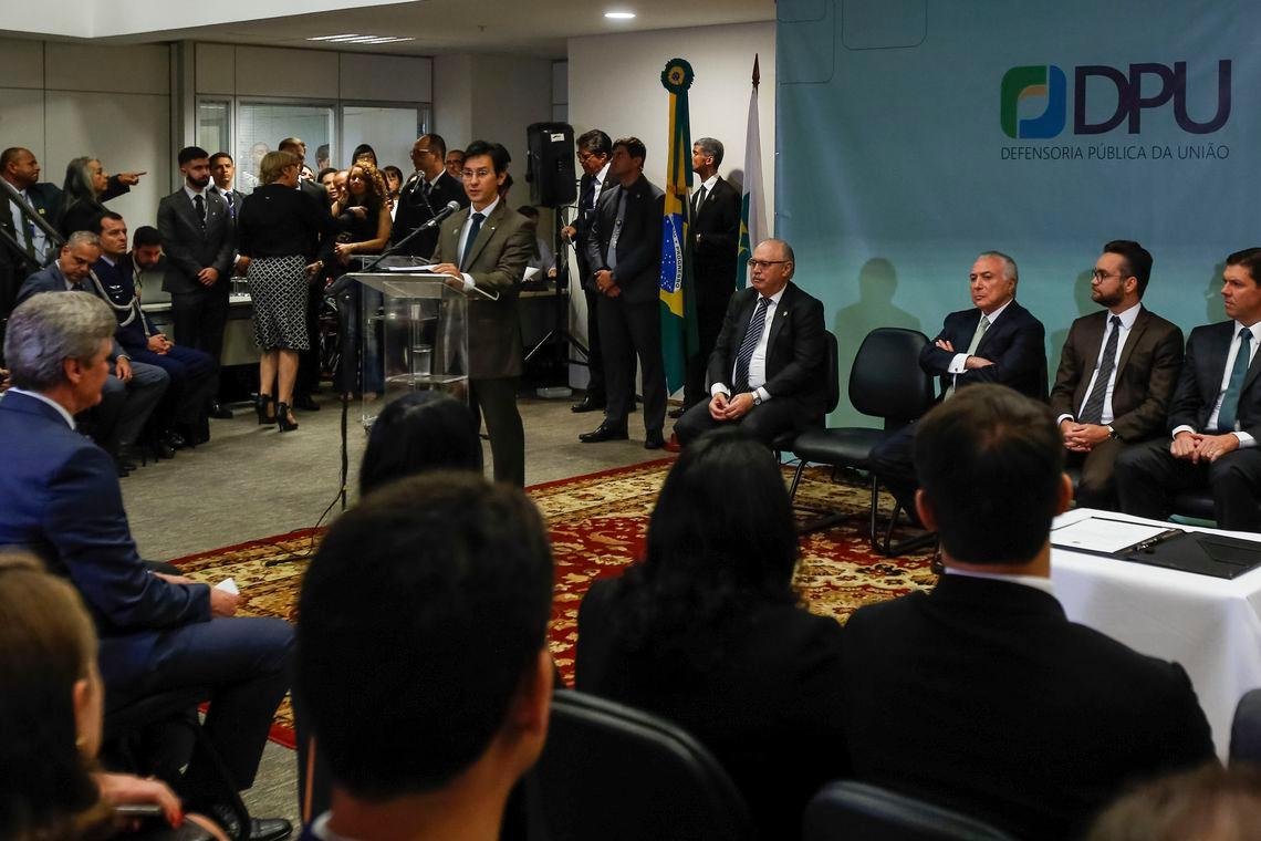 Gabriel Faria de Oliveira atua como defensor p&uacute;blico federal desde 2006 