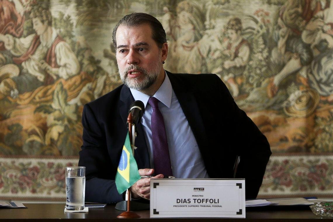 Toffoli tamb&eacute;m declarou que com o reajuste, quest&atilde;o da continuidade do aux&iacute;lio-moradia ser&aacute; discutida