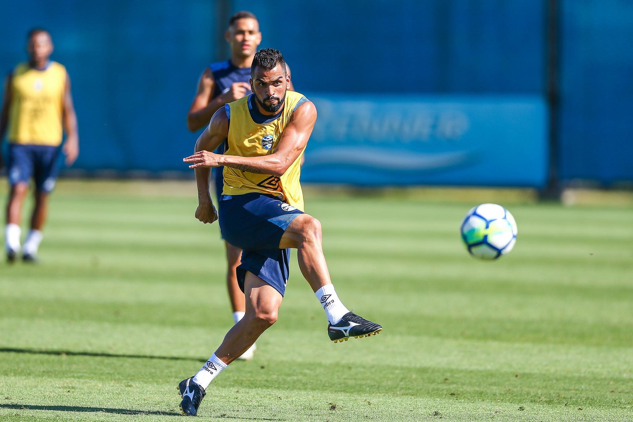 Capit&atilde;o tricolor faz avalia&ccedil;&atilde;o positiva da temporada