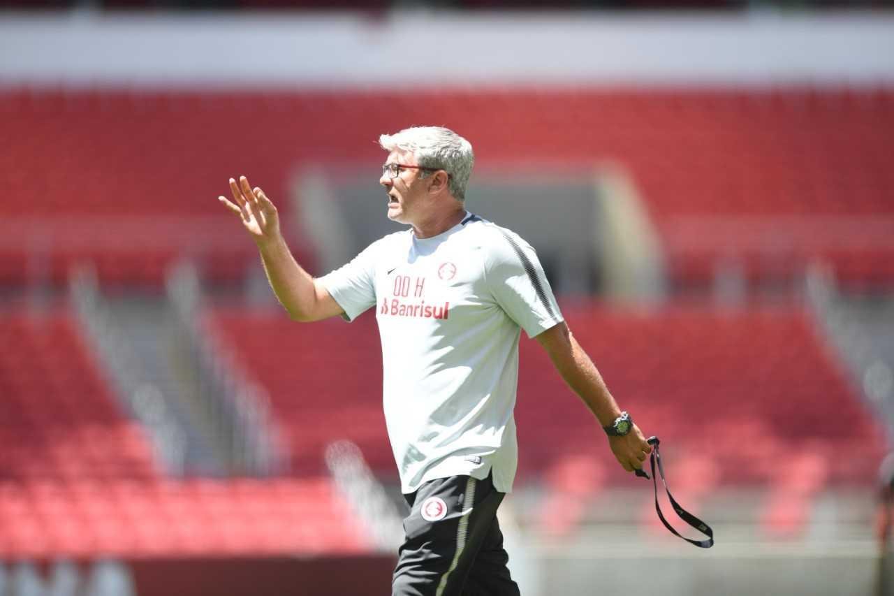 "Eu sou um cara positivo, que acredita", afirma o t&eacute;cnico colorado, explicando sua f&eacute; na conquista colorada