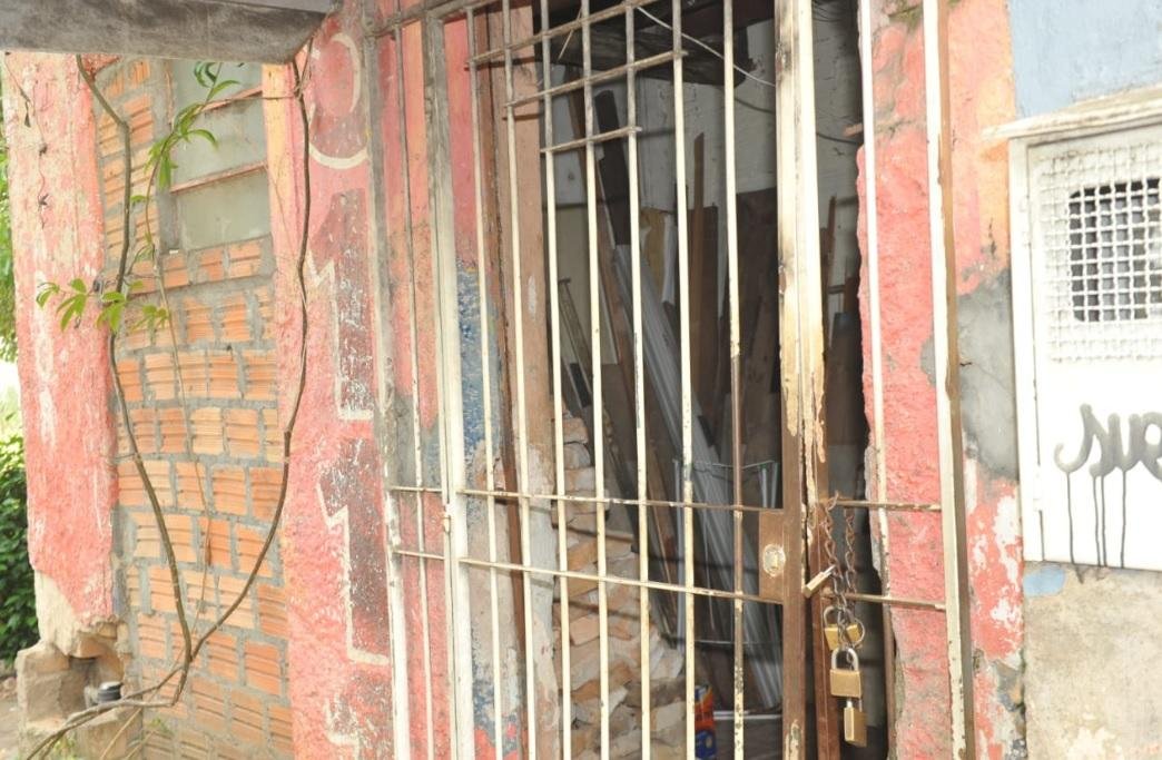 Homem &eacute; espancado at&eacute; a morte em seu apartamento no bairro Azenha