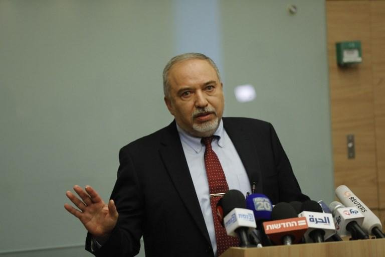 Hamas comemorou a sa&iacute;da de Lieberman como "uma vit&oacute;ria pol&iacute;tica para Gaza"