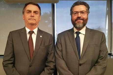Bolsonaro disse que Ara&uacute;jo &eacute; "muito experiente"