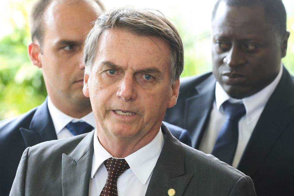 Presidente eleito toma posse no dia 1&ordm; de Janeiro