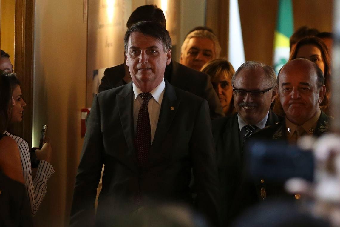 Bolsonaro ficar&aacute; tr&ecirc;s dias na capital federal