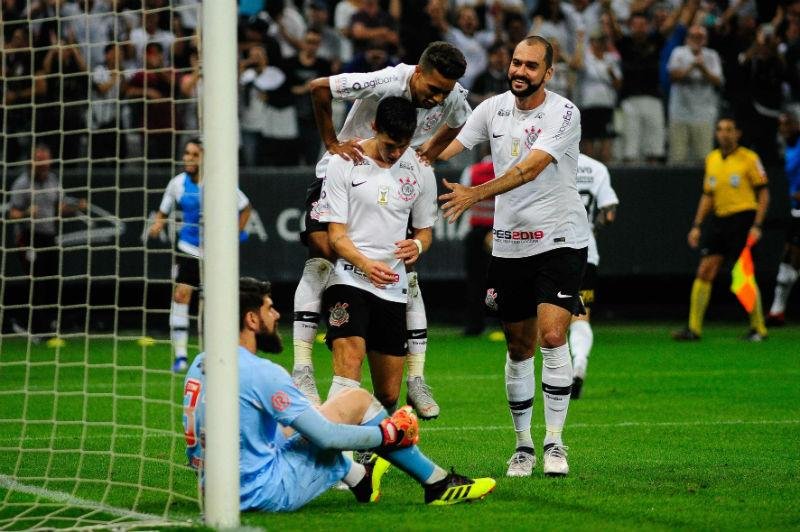 Mateus Vital marcou o &uacute;nico gol da partida 