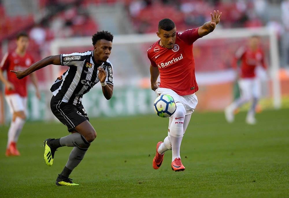 No primeiro turno, Inter venceu o Botafogo por 3 a 0 no Beira-Rio