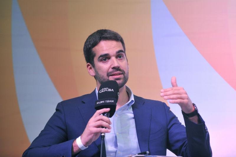 Leite costura apoio para aprovar projeto do ICMS 