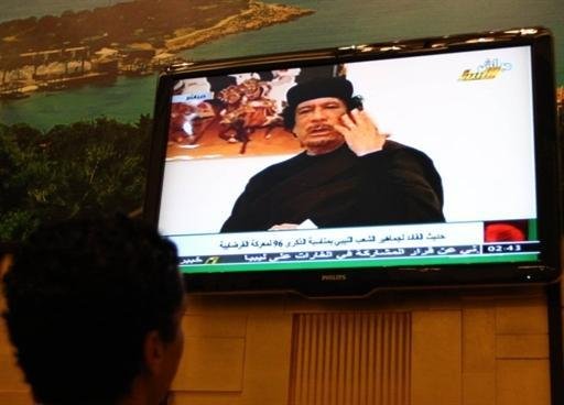 Morador de Tr&iacute;poli assiste ao discurso de Kadhafi: Eu sou sagrado para o povo l&iacute;bio