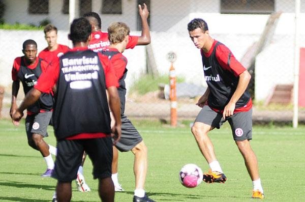 Dami&atilde;o come&ccedil;a como titular neste domingo