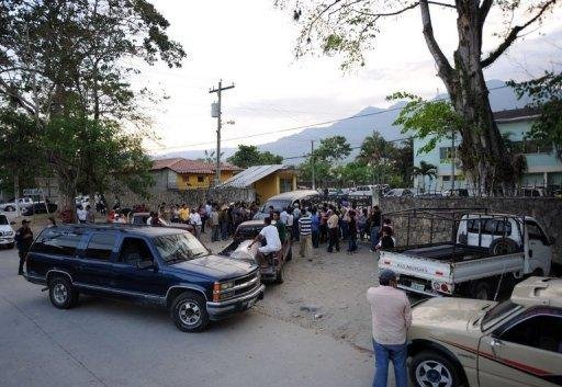 Presos impedem pol&iacute;cia de entrar nas celas depois de rixa em Honduras