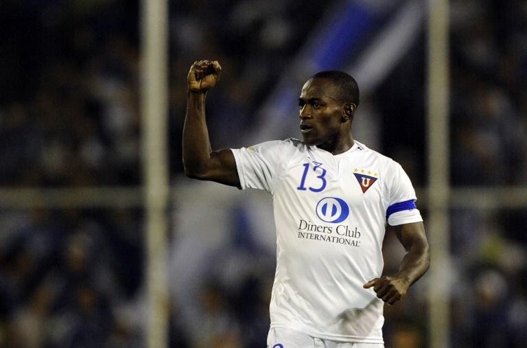 Reasco ficar&aacute; mais uma temporada na LDU