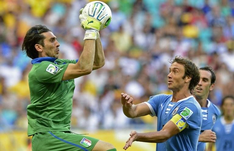 Buffon pegou tr&ecirc;s cobran&ccedil;as ap&oacute;s empate em 2 a 2 na Copa das Confedera&ccedil;&otilde;es