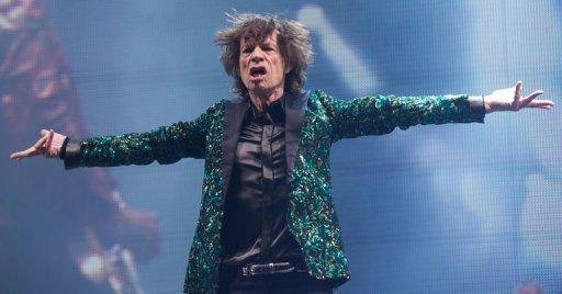 Mick Jagger disse ao p&uacute;blico jovem que voltar&aacute; &agrave; cidade