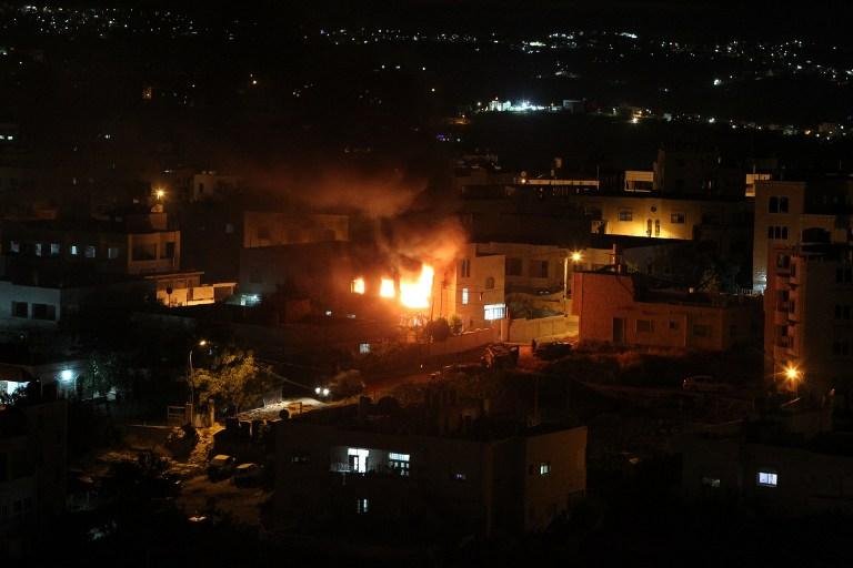 bombardeio ocorre horas ap&oacute;s as autoridades encontrarem os corpos dos tr&ecirc;s jovens israelenses sequestrados no &uacute;ltimo dia 12, na Cisjord&acirc;nia