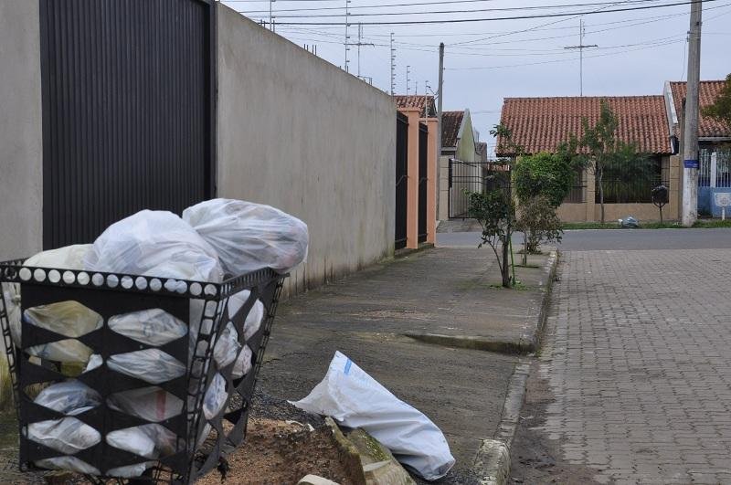 Prefeito criticou servi&ccedil;o da prestadora e deve recorrer para manter nova companhia contratada