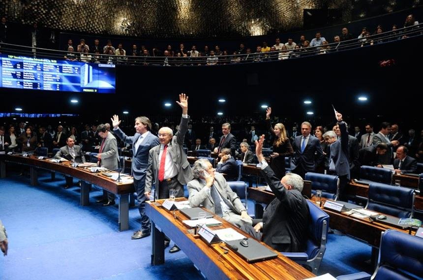 Categoria mais alta foi fixada em 27,5% aos que recebem mais de R$ 4.664,68 por m&ecirc;s