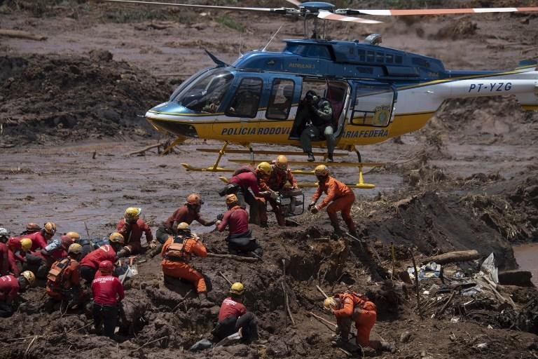 Corpo de Bombeiros concentra buscas em 18 &aacute;reas de Brumadinho