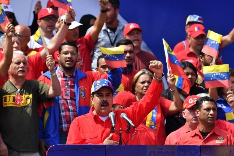 Expira ultimato europeu a Maduro, que tenta frear ofensiva de Guaid&oacute;