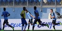 Derrotado pelo Uruguai por 3 a 2, Brasil está fora da disputa do título