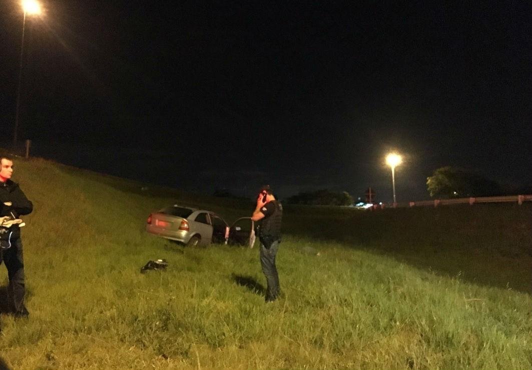 Pol&iacute;cia investiga acidente que terminou com uma morte na freeway em Porto Alegre 
