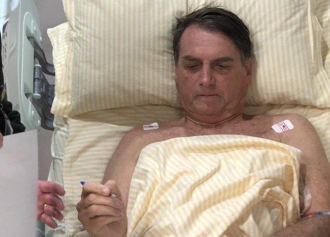 Bolsonaro passou por cirurgia no intestino