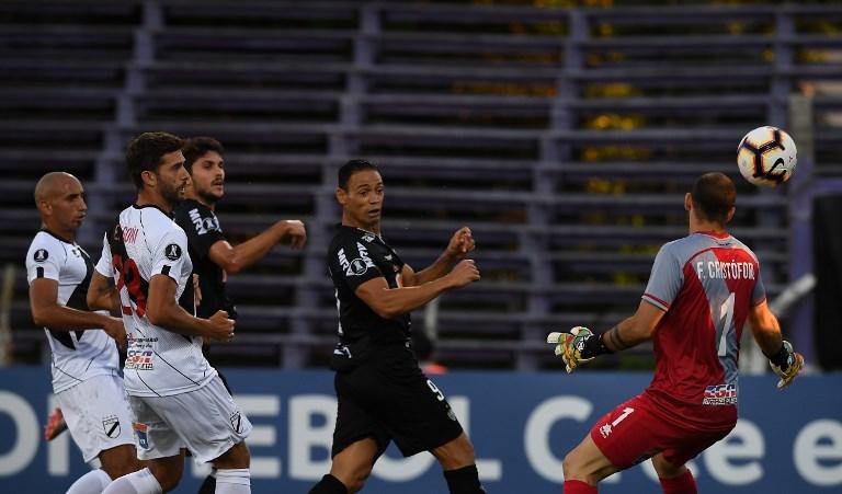 Atl&eacute;tico-MG cedeu empate ao Dan&uacute;bio, no Uruguai