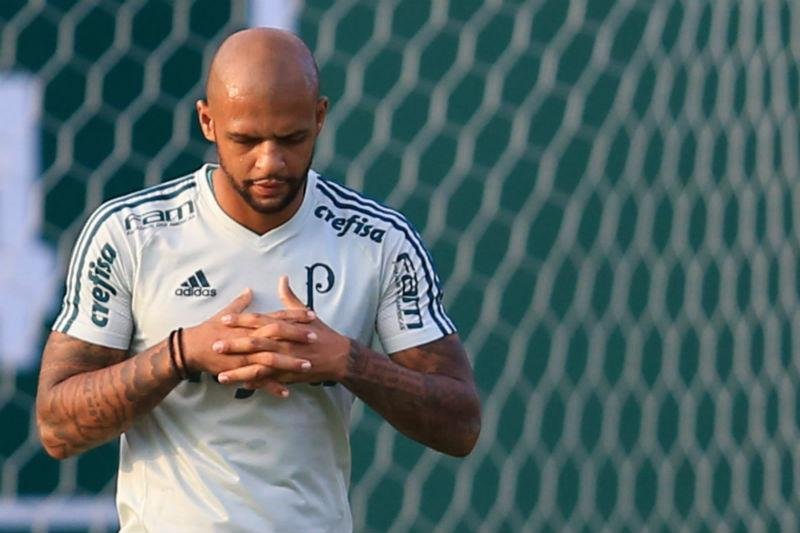 Felipe Melo &eacute; denunciado e ser&aacute; julgado pelo STJD