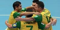 Brasil vence Colômbia e revê Espanha na final do Mundial de Futsal 