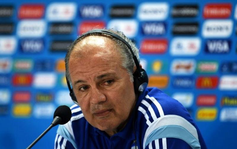 Sabella pede aten&ccedil;&atilde;o com Ir&atilde;