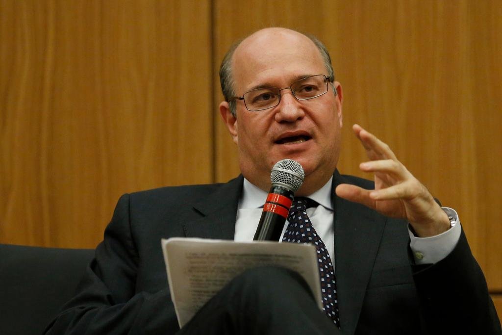 Presidente do Banco Central, Ilan Goldfajn, foi surpreendido com a infla&ccedil;&atilde;o de 6,99% nos primeiros 10 meses