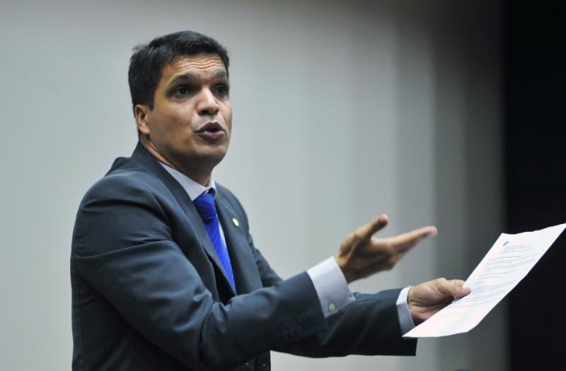 Cabo Daciolo pede que seja aberto mais um mais impeachment