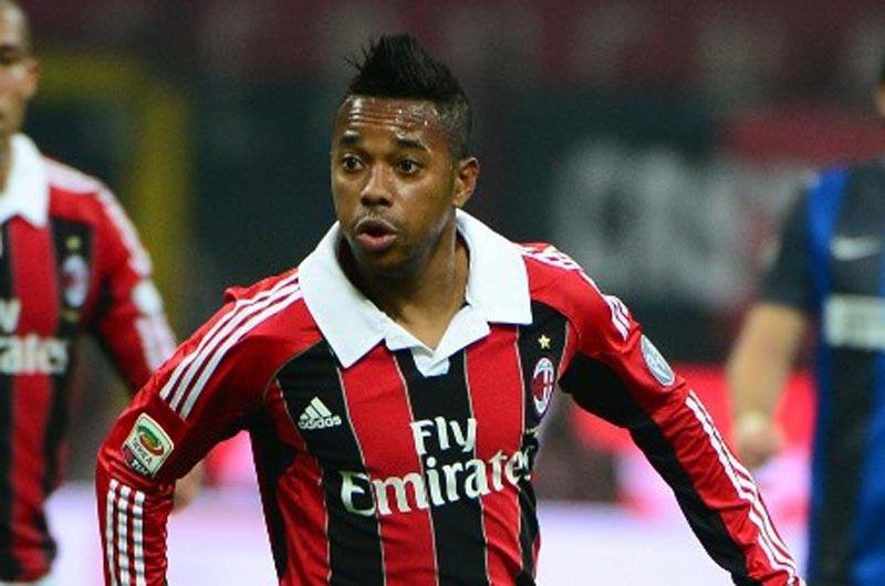 Robinho deve ficar no Milan